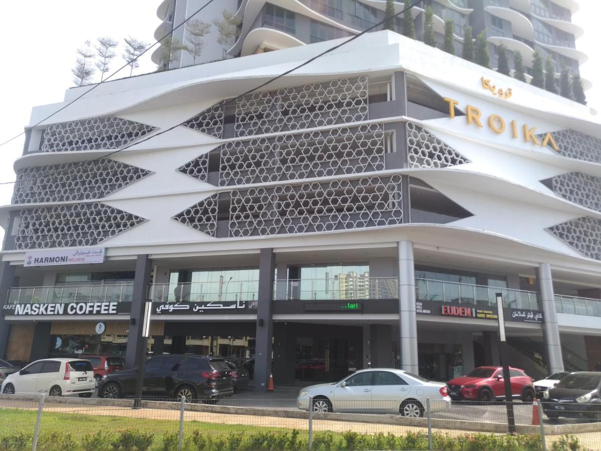 Golden Troika Kota Bharu - 2 Bedrooms 외부 사진
