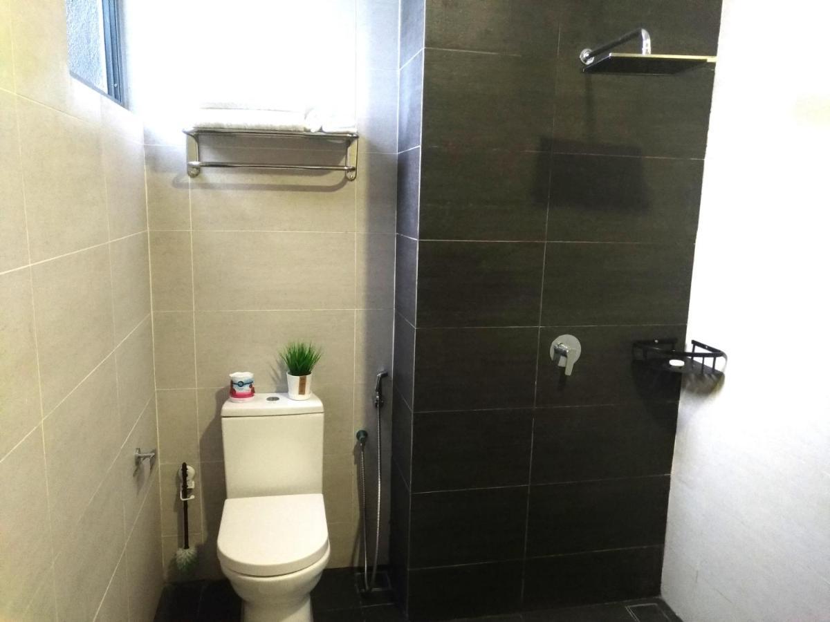 Golden Troika Kota Bharu - 2 Bedrooms 외부 사진